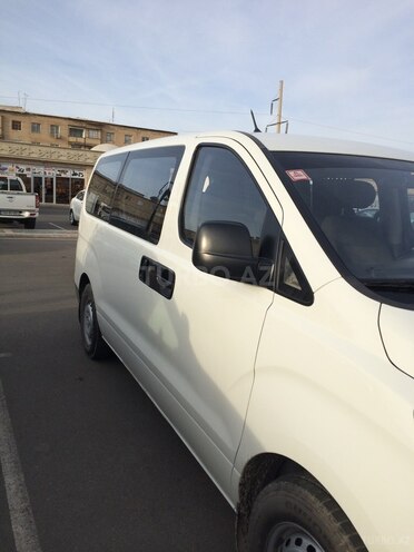 Hyundai H-1 2009, 101,500 km - 2.5 l - Naxçıvan