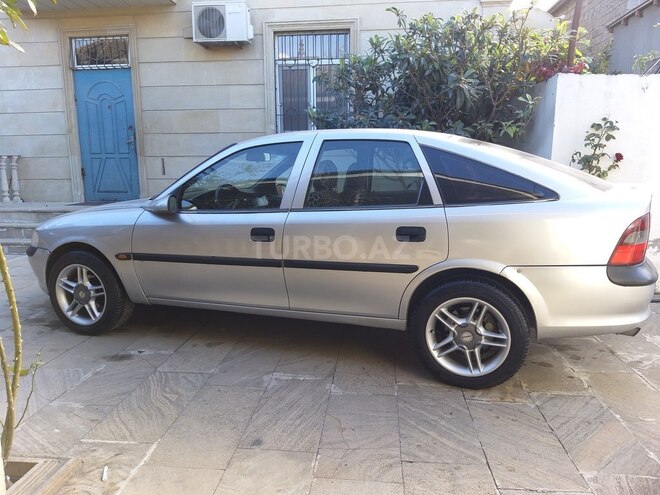 Opel Vectra 1996, 437,340 km - 1.7 л - Bakı