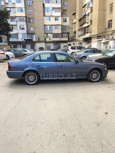 BMW 525 2002, 301,000 km - 2.5 l - Bakı