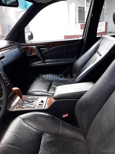 Mercedes E 240 1998, 340,000 km - 2.4 л - Bakı