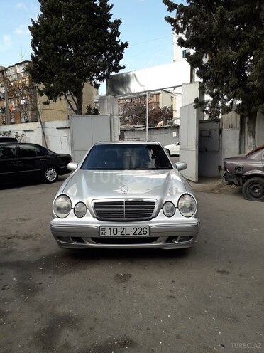 Mercedes E 240 1998, 340,000 km - 2.4 л - Bakı