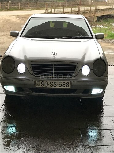 Mercedes E 220 1999, 290,000 km - 2.2 l - Lənkəran