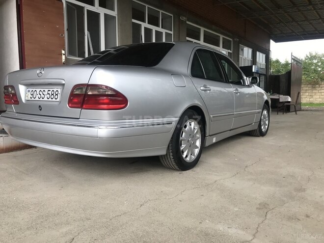 Mercedes E 220 1999, 290,000 km - 2.2 l - Lənkəran