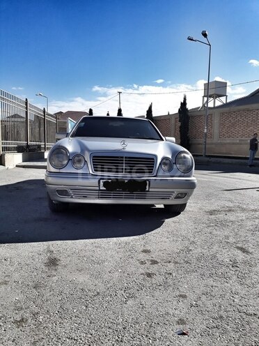 Mercedes E 230 1995, 357,000 km - 2.3 l - Bakı
