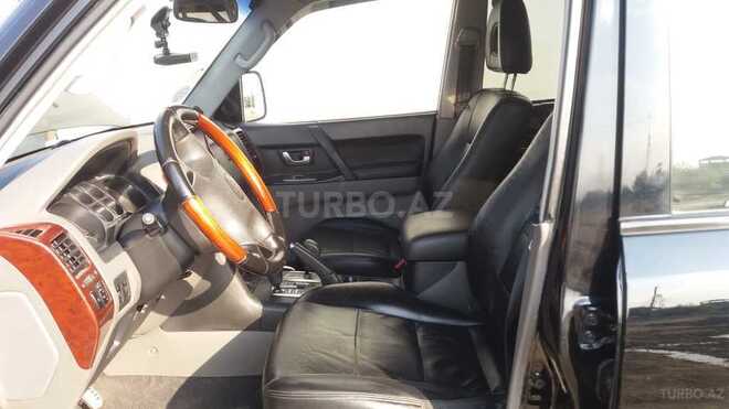 Mitsubishi Pajero 2005, 215,000 km - 3.0 l - Bakı