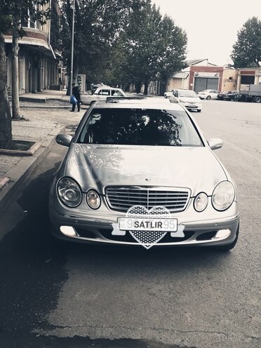 Mercedes E 240 2002, 200,500 km - 2.6 л - Gəncə