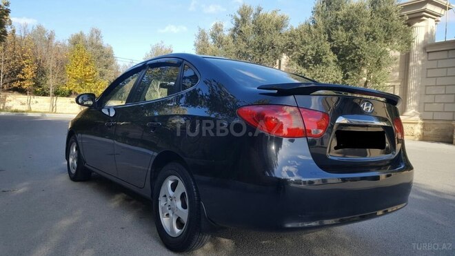 Hyundai Elantra 2009, 172,577 km - 2.0 l - Bakı