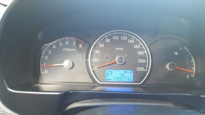 Hyundai Elantra 2009, 172,577 km - 2.0 l - Bakı