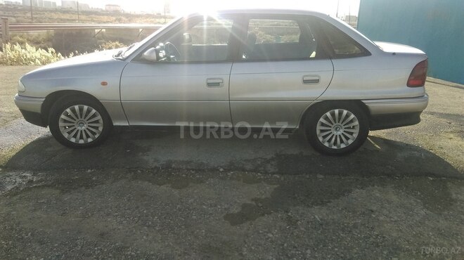 Opel Astra 1996, 246,214 km - 1.4 л - Bakı