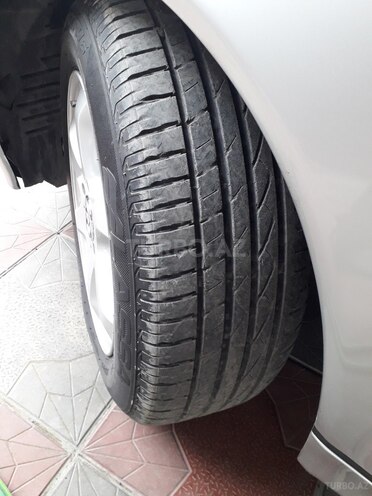 Mercedes E 220 2000, 351,000 km - 2.2 l - Gəncə