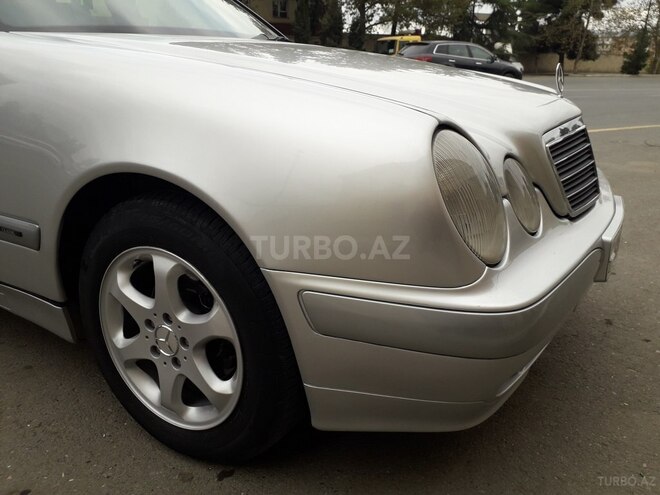 Mercedes E 220 2000, 351,000 km - 2.2 l - Gəncə