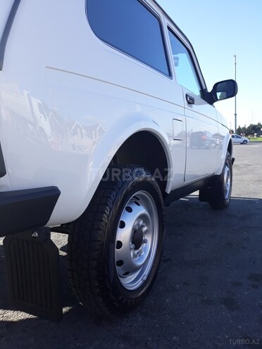 LADA (VAZ) Niva 2018, 1,500 km - 1.7 л - Bakı