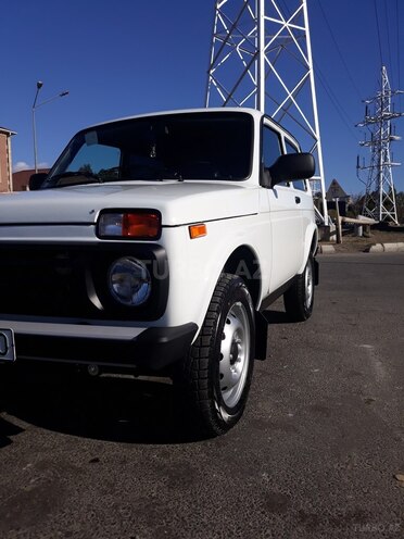 LADA (VAZ) Niva 2018, 1,500 km - 1.7 л - Bakı