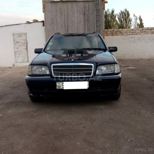 Mercedes C 220 1997, 38,000 km - 2.2 l - Bakı