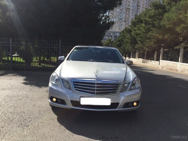 Mercedes E 220 2010, 168,000 km - 2.2 l - Bakı