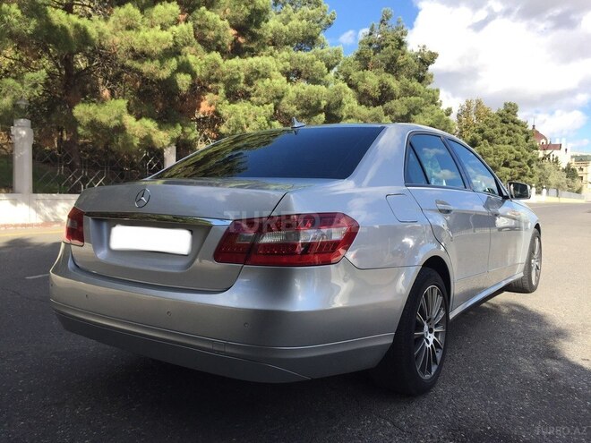 Mercedes E 220 2010, 168,000 km - 2.2 l - Bakı