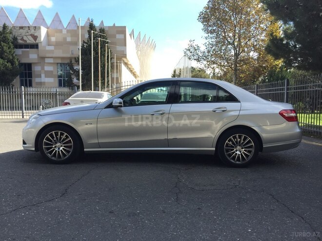Mercedes E 220 2010, 168,000 km - 2.2 l - Bakı