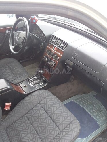 Mercedes C 180 1993, 230,000 km - 1.8 l - Gəncə