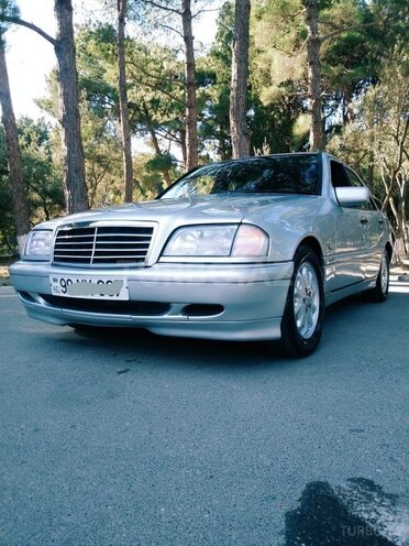 Mercedes C 240 1988, 262,000 km - 2.4 l - Bakı
