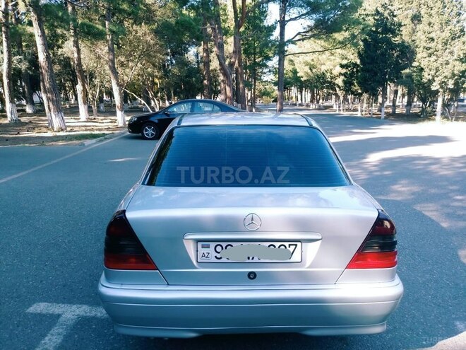 Mercedes C 240 1988, 262,000 km - 2.4 l - Bakı