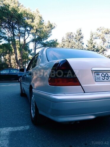 Mercedes C 240 1988, 262,000 km - 2.4 l - Bakı