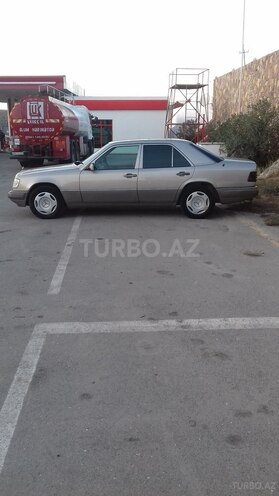 Mercedes E 230 1992, 400,000 km - 0.4 л - Bakı