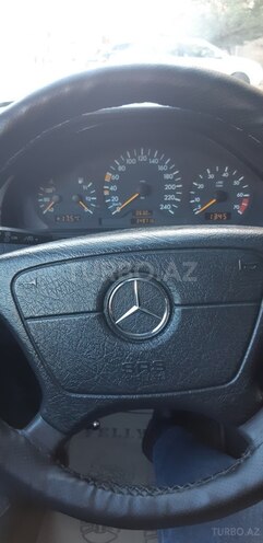 Mercedes E 200 1999, 349,716 km - 2.0 l - Bakı