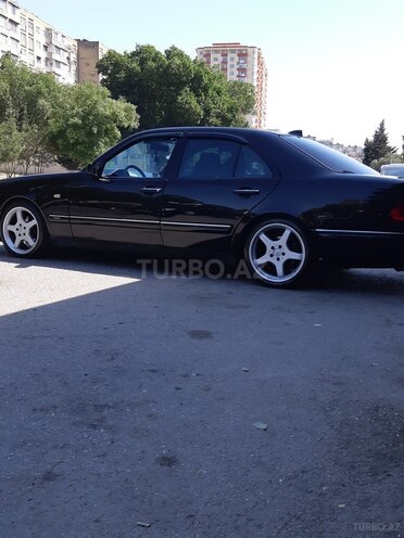 Mercedes E 200 1999, 349,716 km - 2.0 l - Bakı