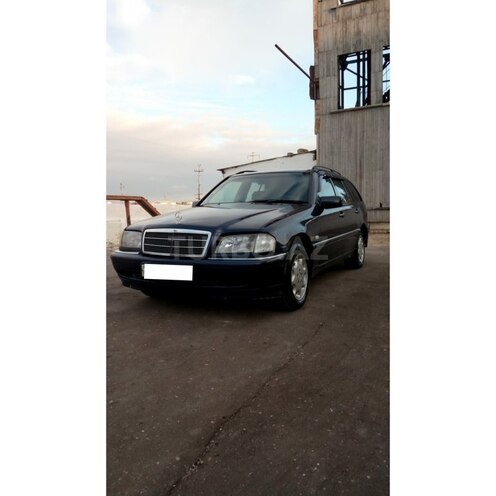 Mercedes C 220 1997, 37,500 km - 2.2 l - Bakı