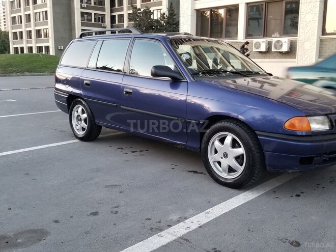 Opel Astra 1996, 350,650 km - 1.6 l - Bakı
