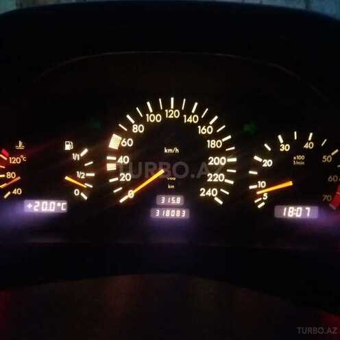 Mercedes E 230 1997, 268,000 km - 2.5 l - Bakı