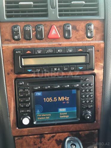 Mercedes E 220 2001, 268,676 km - 2.2 l - Bakı