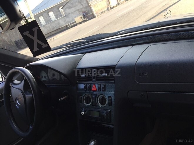 Mercedes C 230 1999, 200,000 km - 2.3 l - Zaqatala