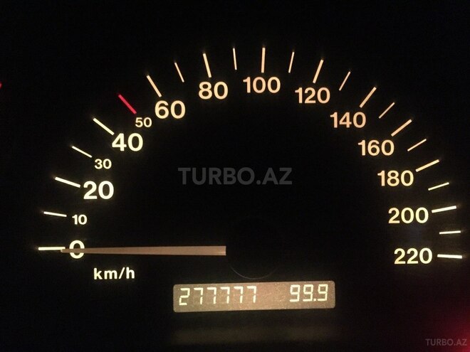 Opel Vectra 1999, 303,000 km - 1.6 л - Gəncə