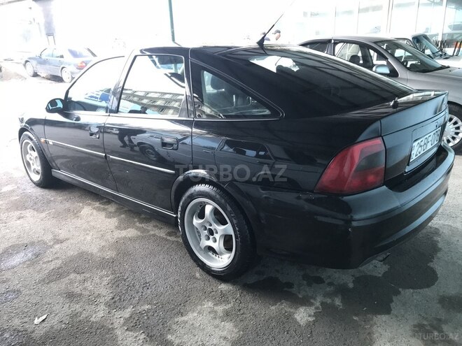 Opel Vectra 1999, 303,000 km - 1.6 л - Gəncə