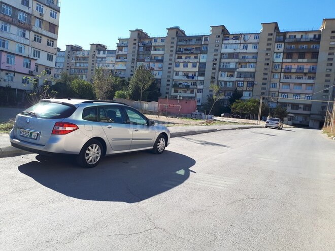 Renault Laguna 2008, 210,000 km - 1.5 l - Bakı