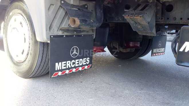 Mercedes Atego 817 1999, 450,000 km - 4.3 l - Sumqayıt