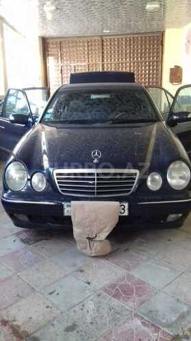 Mercedes E 220 1999, 352,000 km - 2.2 л - Bakı