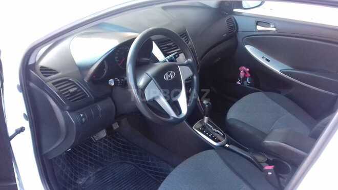 Hyundai Accent 2013, 151,100 km - 1.4 l - Bakı
