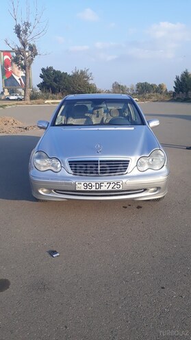 Mercedes C 240 2001, 280,000 km - 2.4 l - Tovuz