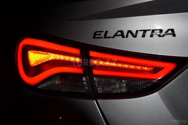 Hyundai Elantra 2014, 35,000 km - 2.0 l - Sumqayıt