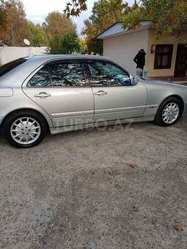Mercedes E 270 1999, 351,000 km - 2.7 l - Mingəçevir