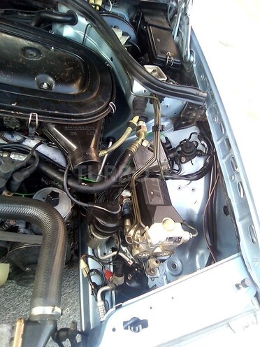 Mercedes E 230 1992, 239,900 km - 2.3 l - Sumqayıt
