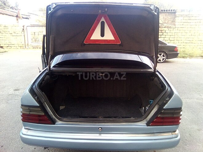 Mercedes E 230 1992, 239,900 km - 2.3 l - Sumqayıt