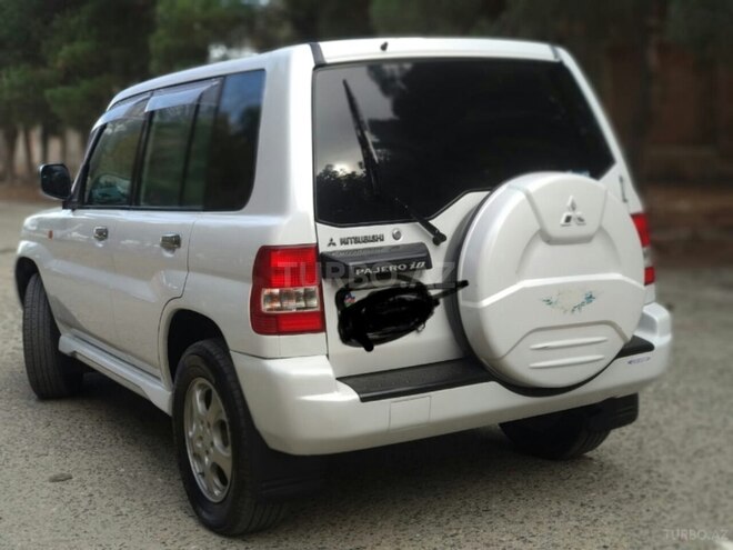 Mitsubishi Pajero io 2001, 223,000 km - 2.0 l - Sumqayıt