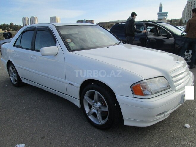 Mercedes C 230 2000, 280,000 km - 2.3 l - Bakı