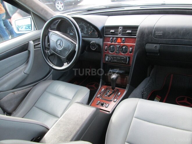 Mercedes C 230 2000, 280,000 km - 2.3 l - Bakı
