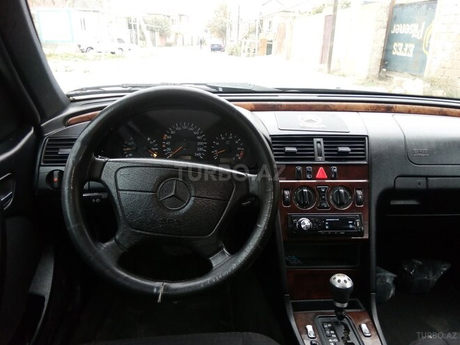 Mercedes C 200 1998, 28,000 km - 2.0 l - Bakı