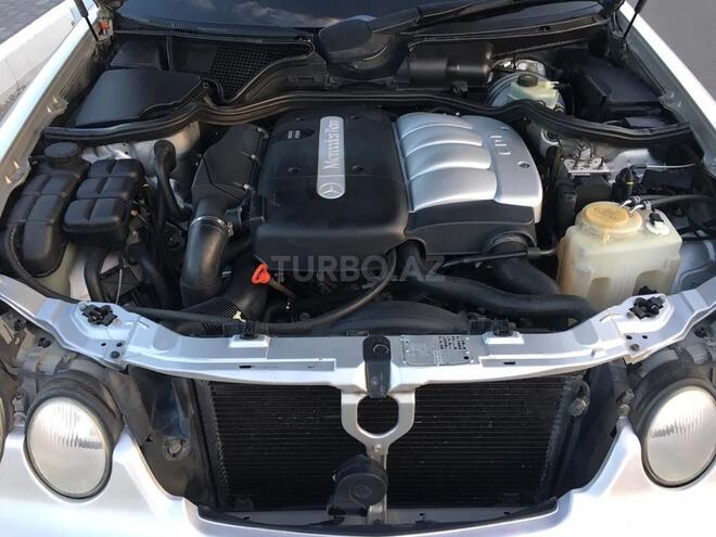 Mercedes E 220 1999, 293,000 km - 2.2 l - Sumqayıt