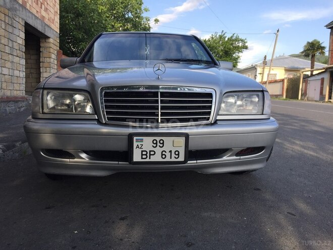 Mercedes C 230 1999, 220,000 km - 2.3 l - Zaqatala